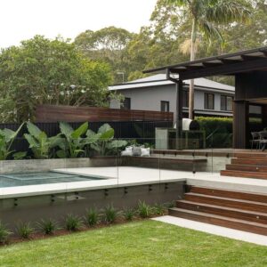 button fix pool fencing